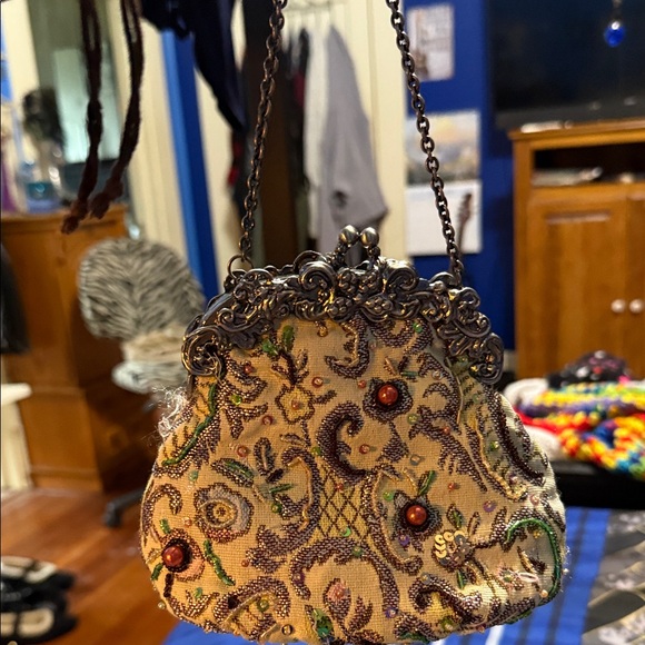 Embroidered Antique Evening Bag with Chain Strap - Picture 2 of 6